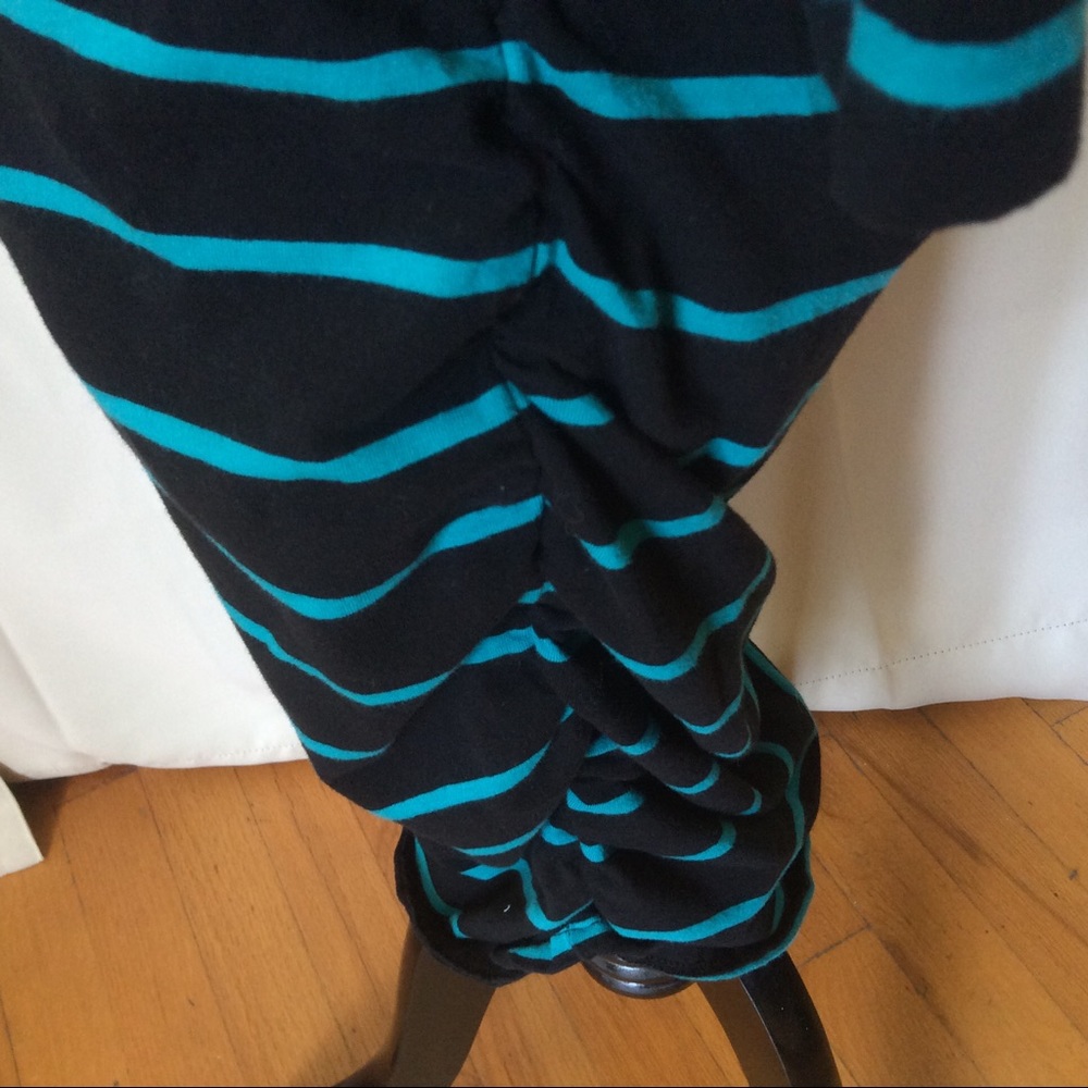 Times Two V neck Maternity dress - Picture 5 of 7
